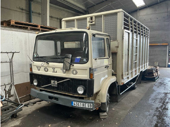 Nákladné auto VOLVO