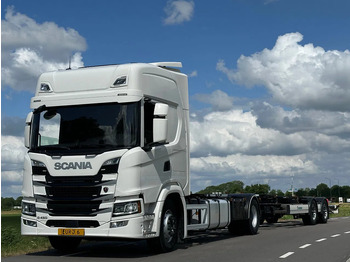 Podvozek s kabinou SCANIA G 450