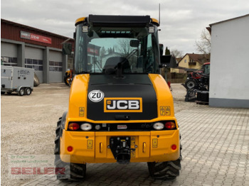 Teleskopický kolesový nakladač JCB TM 180 Agri *VOLLAUSSTATTUNG*: obrázok 2