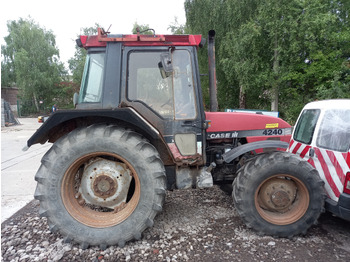 Traktor CASE IH