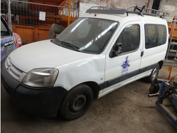 Automobil CITROËN
