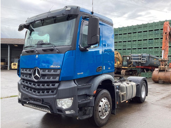 Ťahač MERCEDES-BENZ Arocs 1846