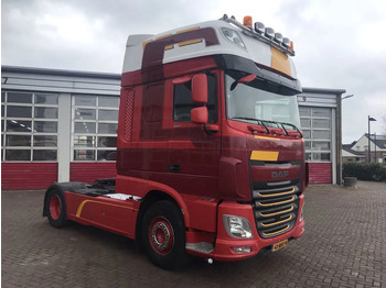 Ťahač DAF XF 460