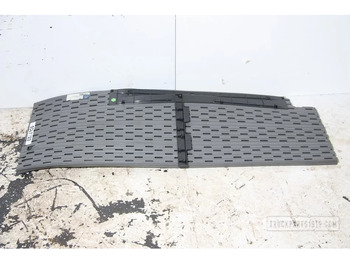 Karoséria a exteriér MERCEDES-BENZ