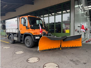 Komunálne/ Špeciálne stroje UNIMOG U300