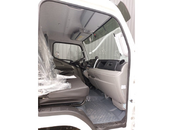 Nový Izotermický nákladní automobil Mitsubishi Canter FUSO 70C18 Isotherm Koffer: obrázok 4 Nový Izotermický nákladní automobil Mitsubishi Canter FUSO 70C18 Isotherm Koffer: obrázok 4