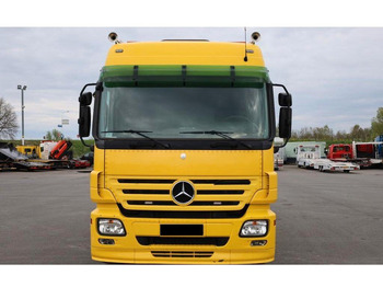 Nákladné vozidlo na prepravu automobilov MERCEDES-BENZ Actros 2532