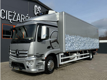 Chladirenské nákladné vozidlo MERCEDES-BENZ Actros 1824