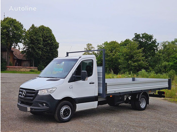 Valníkový/ Plošinový nákladný automobil MERCEDES-BENZ Sprinter 519