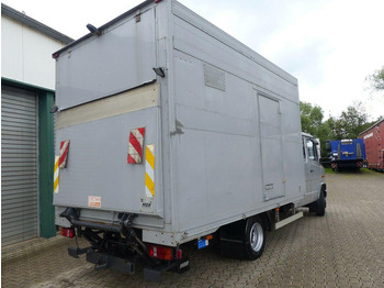 Nákladné auto na prepravu koní Mercedes-Benz Vario 818 Doka horse transporter + Tail lift: obrázok 5 Nákladné auto na prepravu koní Mercedes-Benz Vario 818 Doka horse transporter + Tail lift: obrázok 5