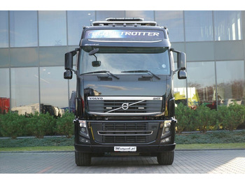 Ťahač Volvo FH16 / 700 / 6x4 / HYDRAULIKA / RETARDER / 3 OSIOWY CIĄGNIK SIOD: obrázok 4 Ťahač Volvo FH16 / 700 / 6x4 / HYDRAULIKA / RETARDER / 3 OSIOWY CIĄGNIK SIOD: obrázok 4