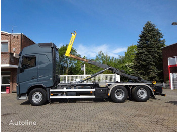 Hákový nosič kontajnerov VOLVO FH 460