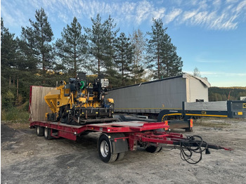 Finišer CATERPILLAR AP300