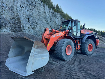 Kolesový nakladač HITACHI ZW310
