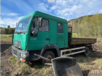 Valníkový/ Plošinový nákladný automobil MAN