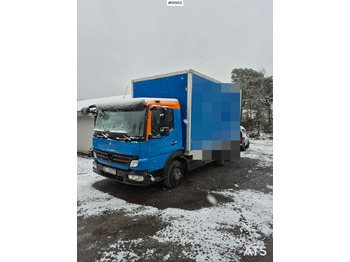 Skříňový nákladní auto MERCEDES-BENZ