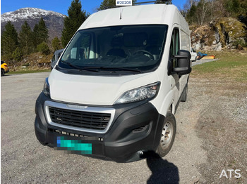 Interior photo 1: Furgon PEUGEOT Boxer