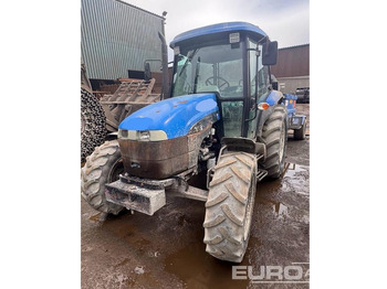 Traktor NEW HOLLAND TD5