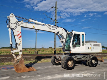Kolesové rýpadlo LIEBHERR A 924