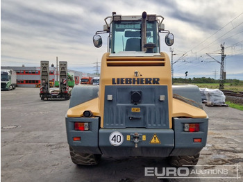 Kolesový nakladač Liebherr L538: obrázok 4