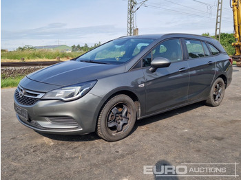 Automobil OPEL