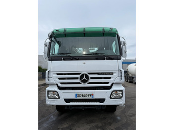 Domiešavač s pumpou MERCEDES-BENZ Actros