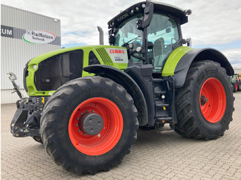 Traktor CLAAS Axion 960