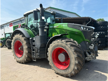 Traktor FENDT 1050 Vario