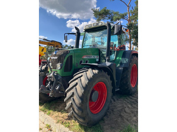 Traktor FENDT 700 Vario