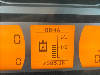 Traktor Fendt 718 Vario S4 Power: obrázok 2