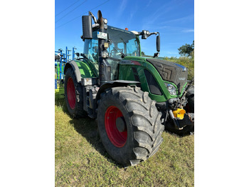 Traktor FENDT 718 Vario