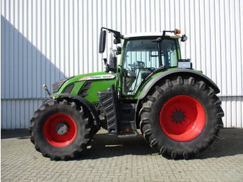 Traktor FENDT 724 Vario