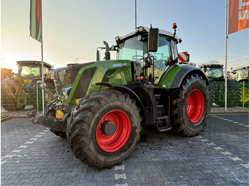 Traktor FENDT 826 Vario