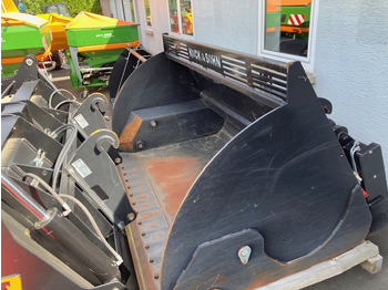 Stroj a zariadenia na chov hospodárskych zvierat