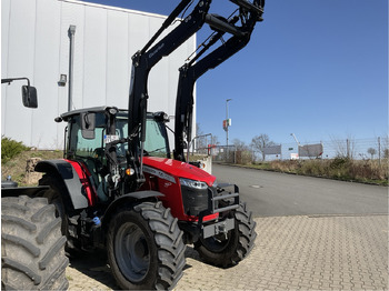 Traktor MASSEY FERGUSON 5711
