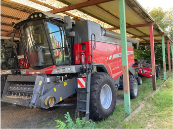 Obilný kombajn MASSEY FERGUSON