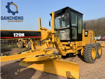 Zrovnávač CATERPILLAR 120H