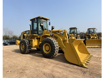 Kolesový nakladač CATERPILLAR 950G