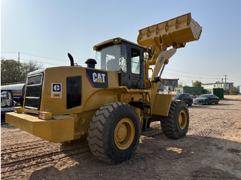 Kolesový nakladač CATERPILLAR 966G