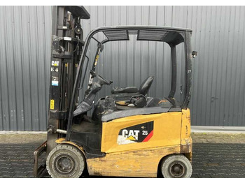 Leasing  CAT Lift Trucks EP25CN CAT Lift Trucks EP25CN: obrázok 2