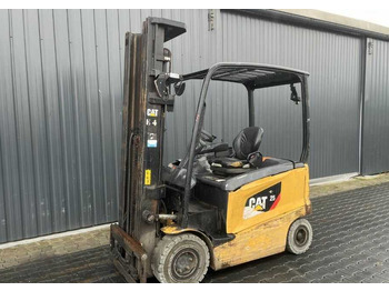 Leasing  CAT Lift Trucks EP25CN CAT Lift Trucks EP25CN: obrázok 1