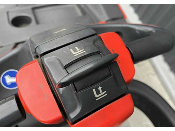 Stohovač LINDE L14