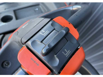 Stohovač LINDE L16