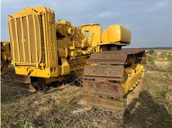 Buldozér CATERPILLAR D4