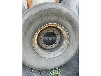 Pneumatiky a disky BRIDGESTONE