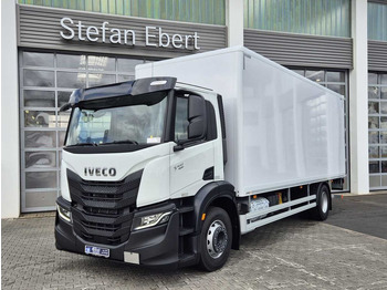 Skříňový nákladní auto IVECO