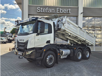 Sklápač IVECO X-WAY