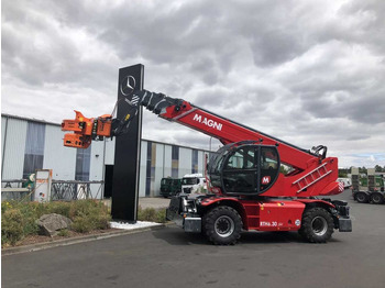 Teleskopický nakladač MAGNI RTH