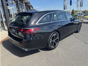 Kombi Mercedes-Benz E 220d Avantgarde+Pano+AHK+Distr+19Zoll+MBUX: obrázok 4 Kombi Mercedes-Benz E 220d Avantgarde+Pano+AHK+Distr+19Zoll+MBUX: obrázok 4