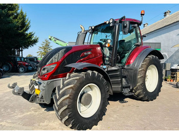 Traktor VALTRA T174
